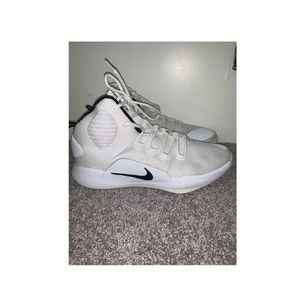 *Great Deal*.    White Nike Hyperdunks 2018